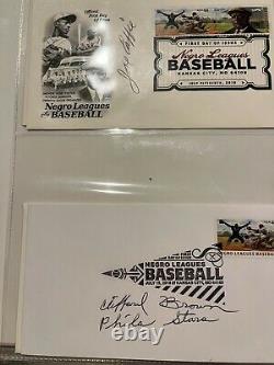 Lot de couvertures du premier jour de l'émission de timbres de la Ligue de baseball des Noirs signées
